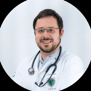 Dr. Bruno Topis​​